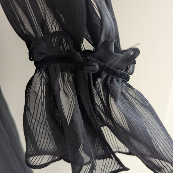 L'Academie The 70s Ruffle Sleeve Dress - Picture 8 of 11